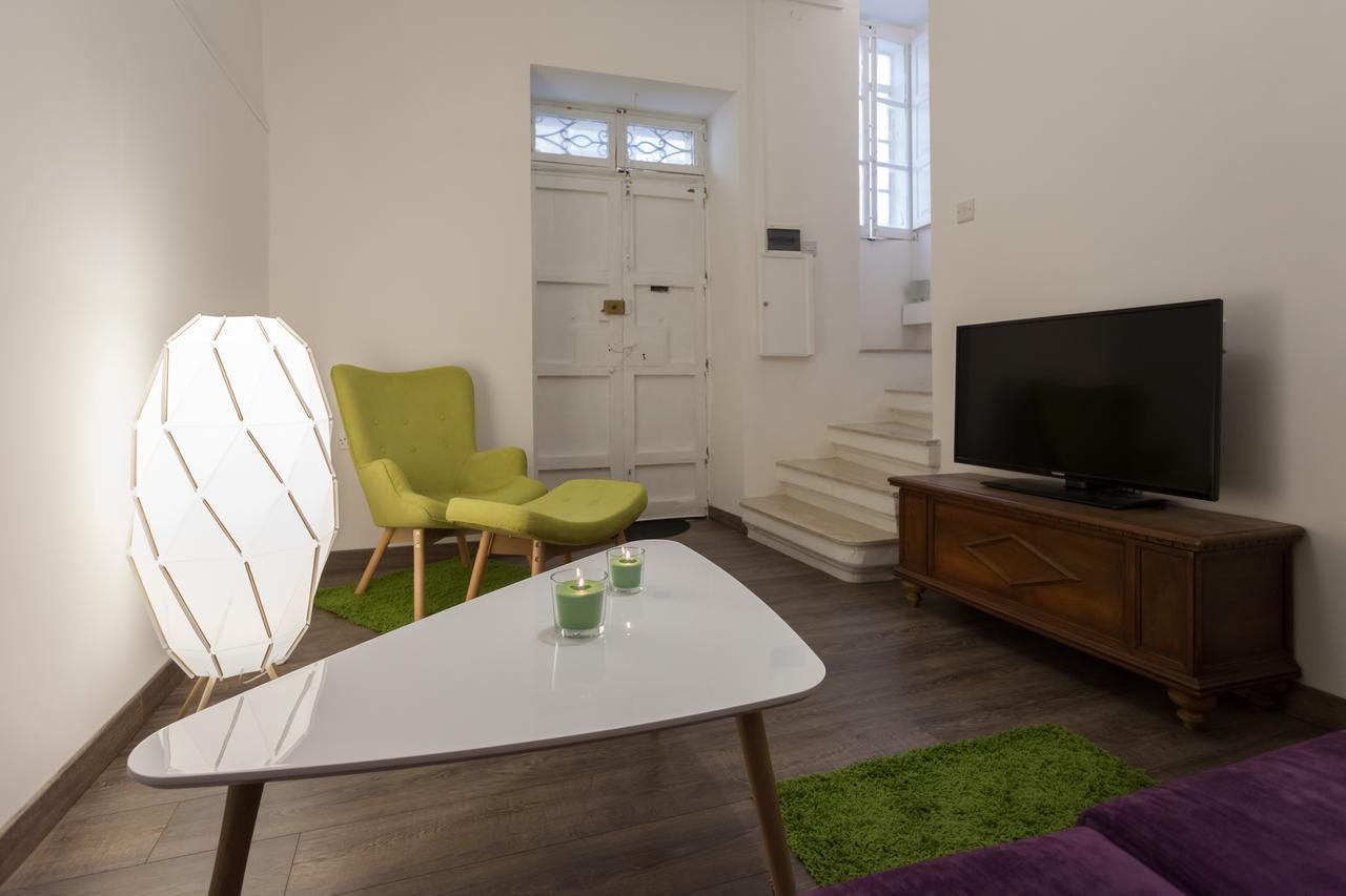 Your Apartment Il-Furjana Exteriör bild